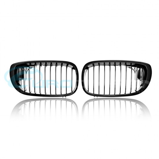 BMW 3 Series E46 Coupe / Convertible Facelift Gloss Black Front Grilles